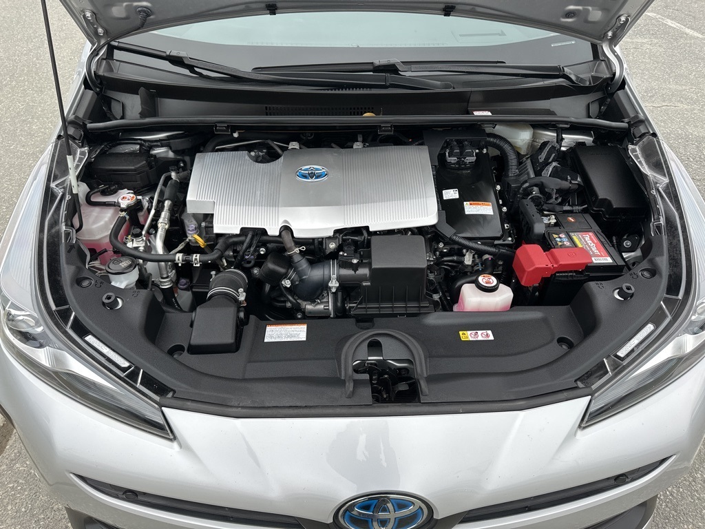 Vehicle image 9 of 36