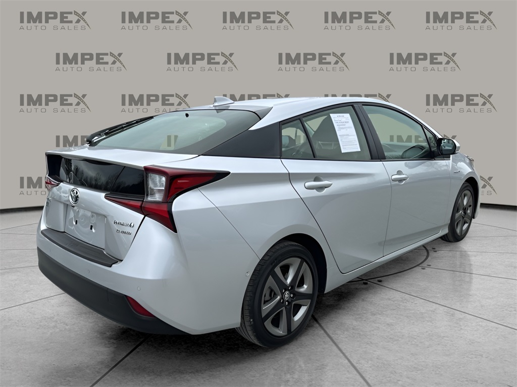 Vehicle image 5 of 36