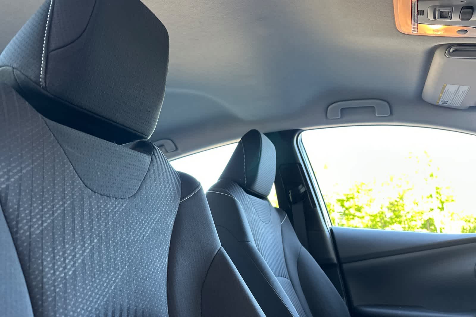 Vehicle image 18 of 30