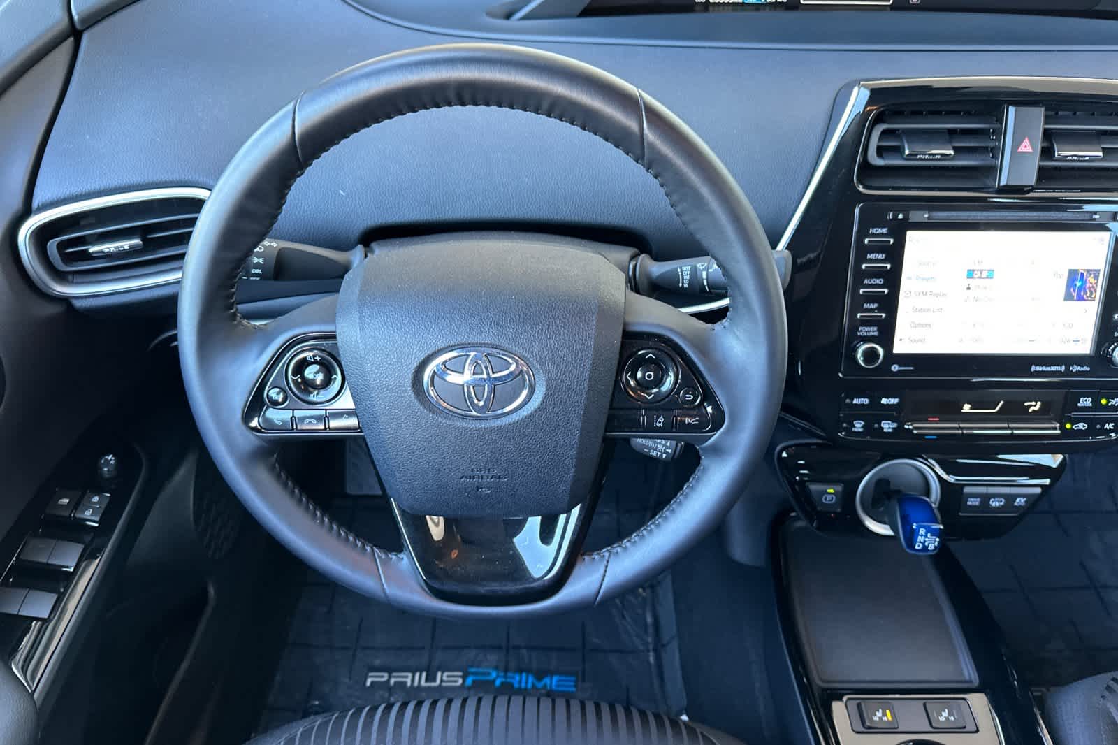 Vehicle image 15 of 30