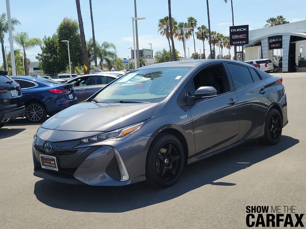 2021 Toyota Prius Prime XLE Image 1 of 29