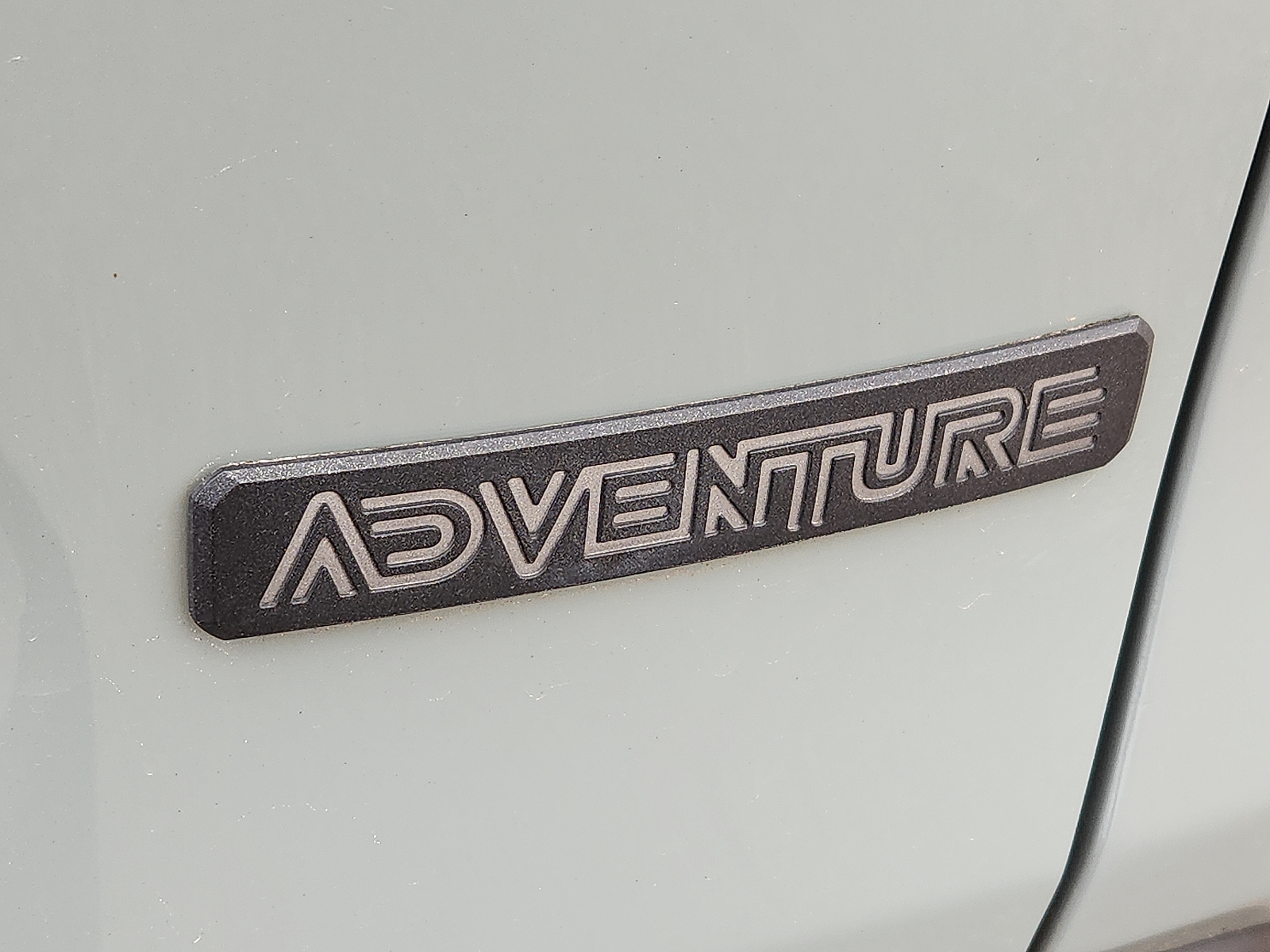 Vehicle image 8 of 16