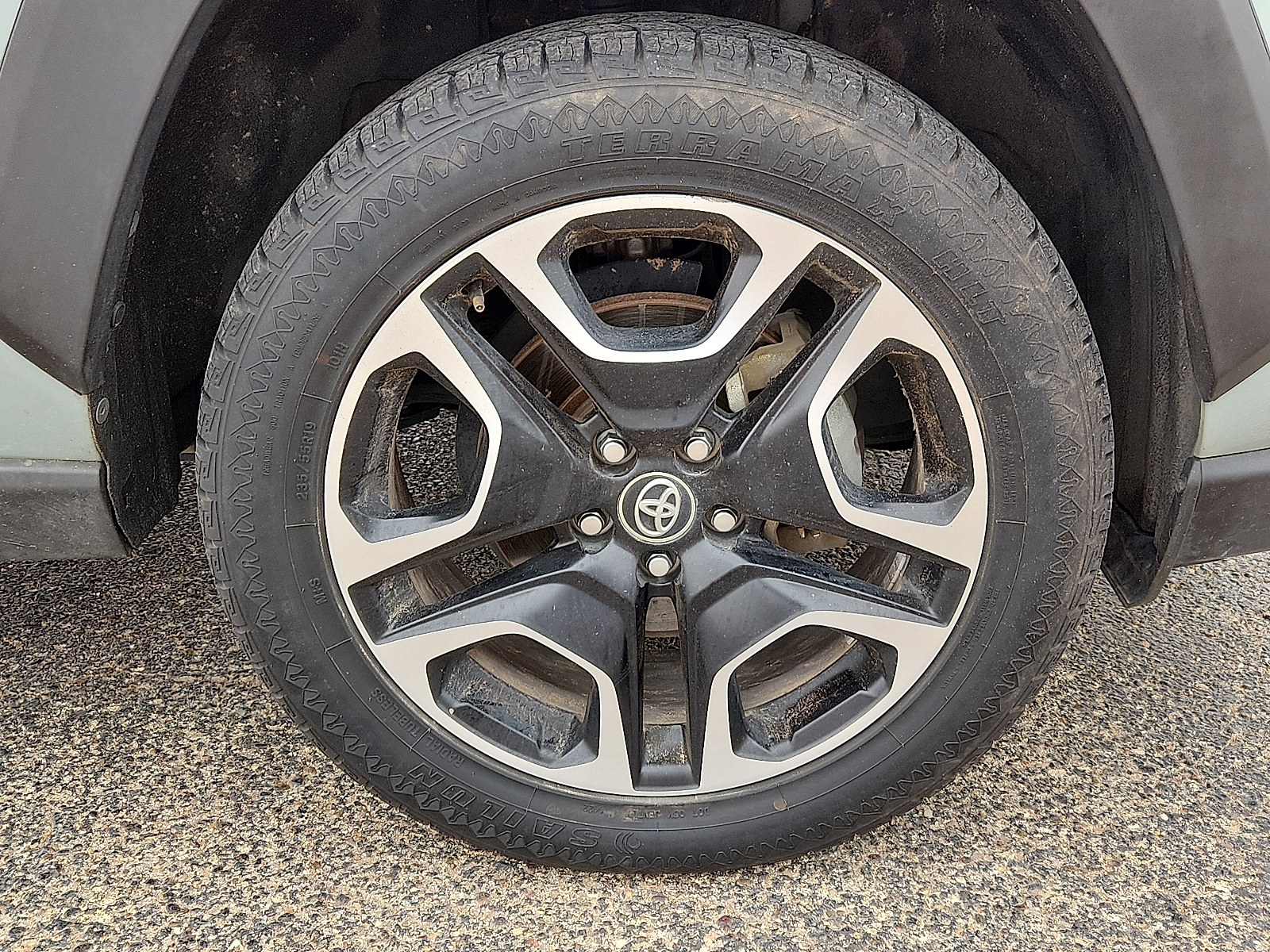 Vehicle image 6 of 16