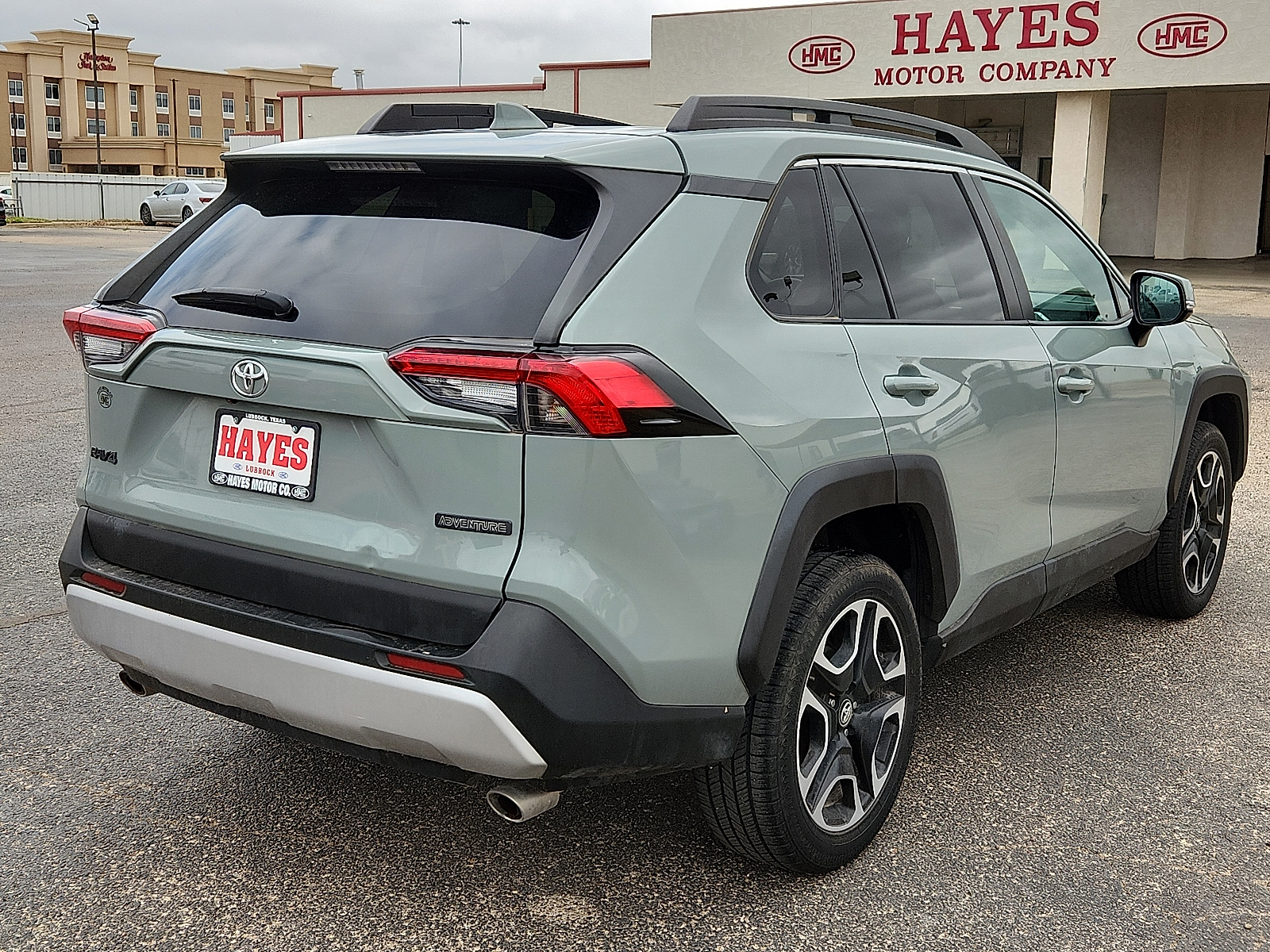 Vehicle image 3 of 16