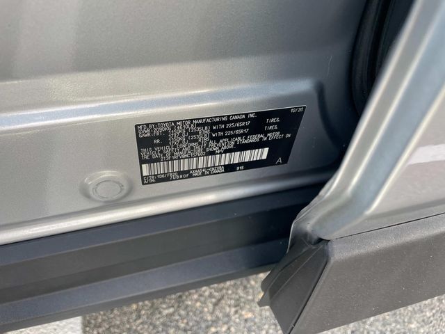 Vehicle image 19 of 33