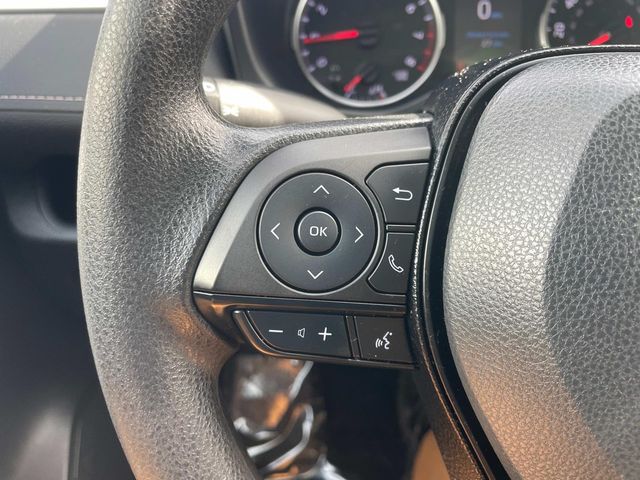 Vehicle image 29 of 33