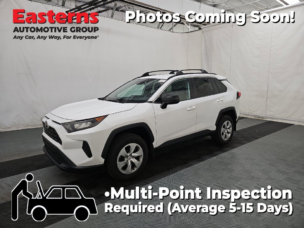 2021 Toyota RAV4 LE Image 1 of 2