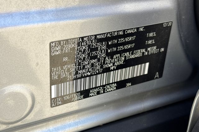 Vehicle image 34 of 44