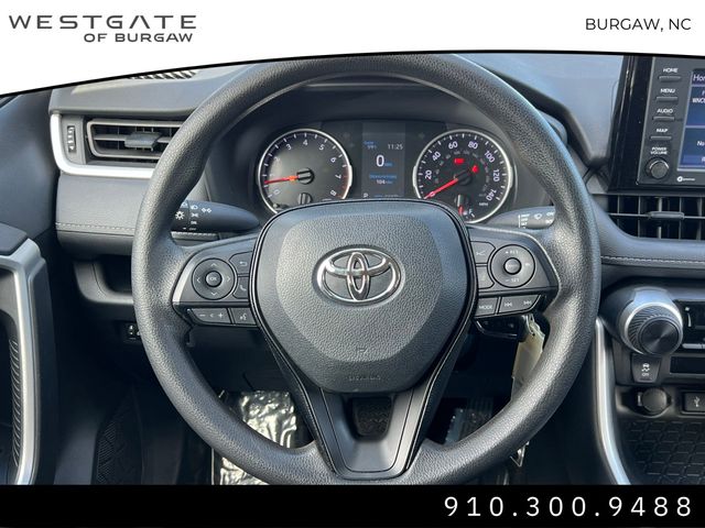 Vehicle image 20 of 35