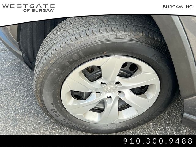 Vehicle image 30 of 35