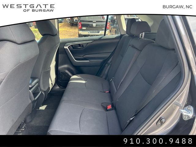 Vehicle image 8 of 35