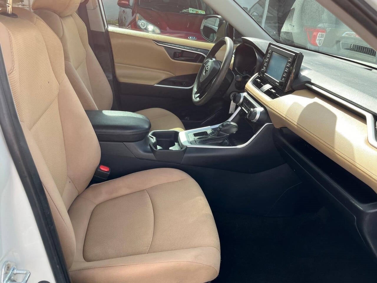 Vehicle image 24 of 47