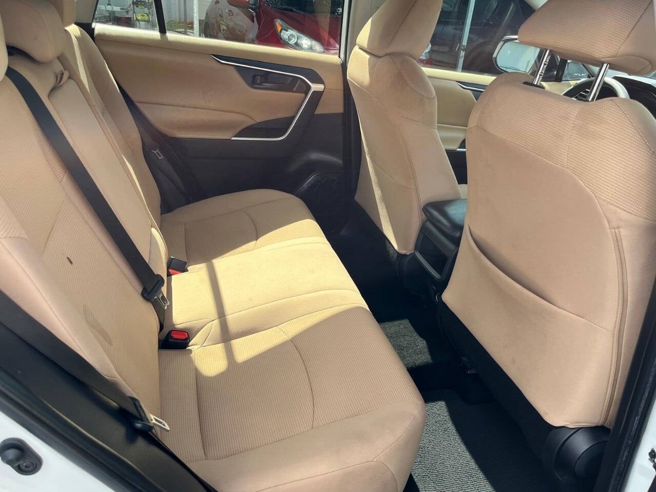 Vehicle image 22 of 47