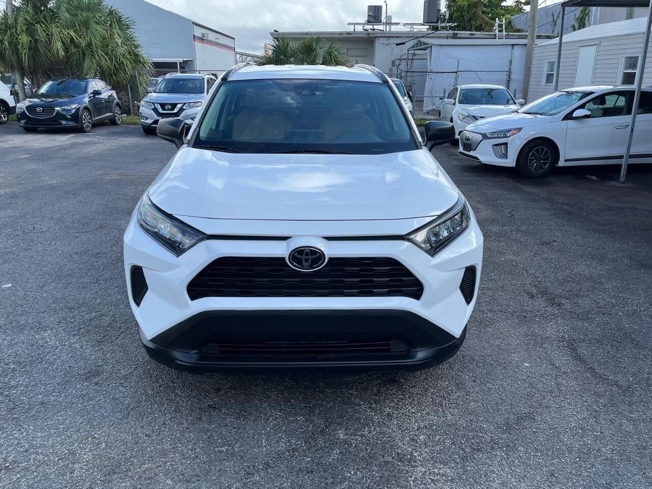 Vehicle image 4 of 47