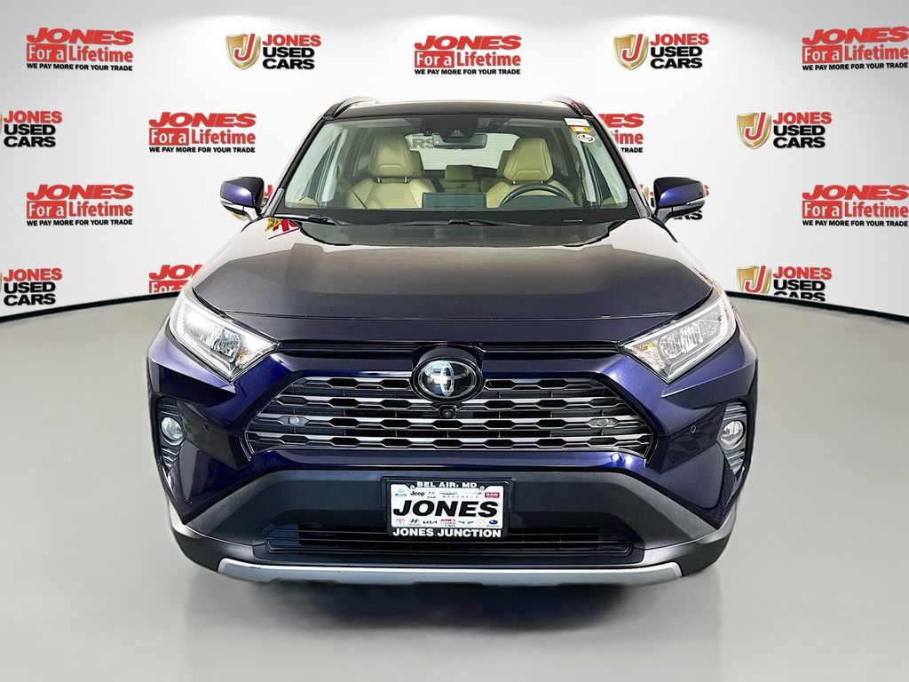 2021 Toyota RAV4 Limited Image 2 of 35