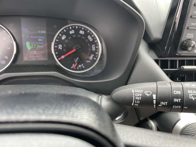 Vehicle image 32 of 33