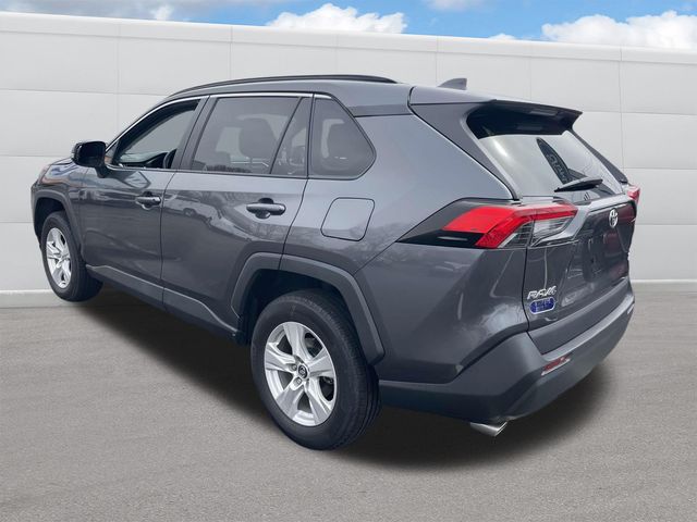 Vehicle image 7 of 33