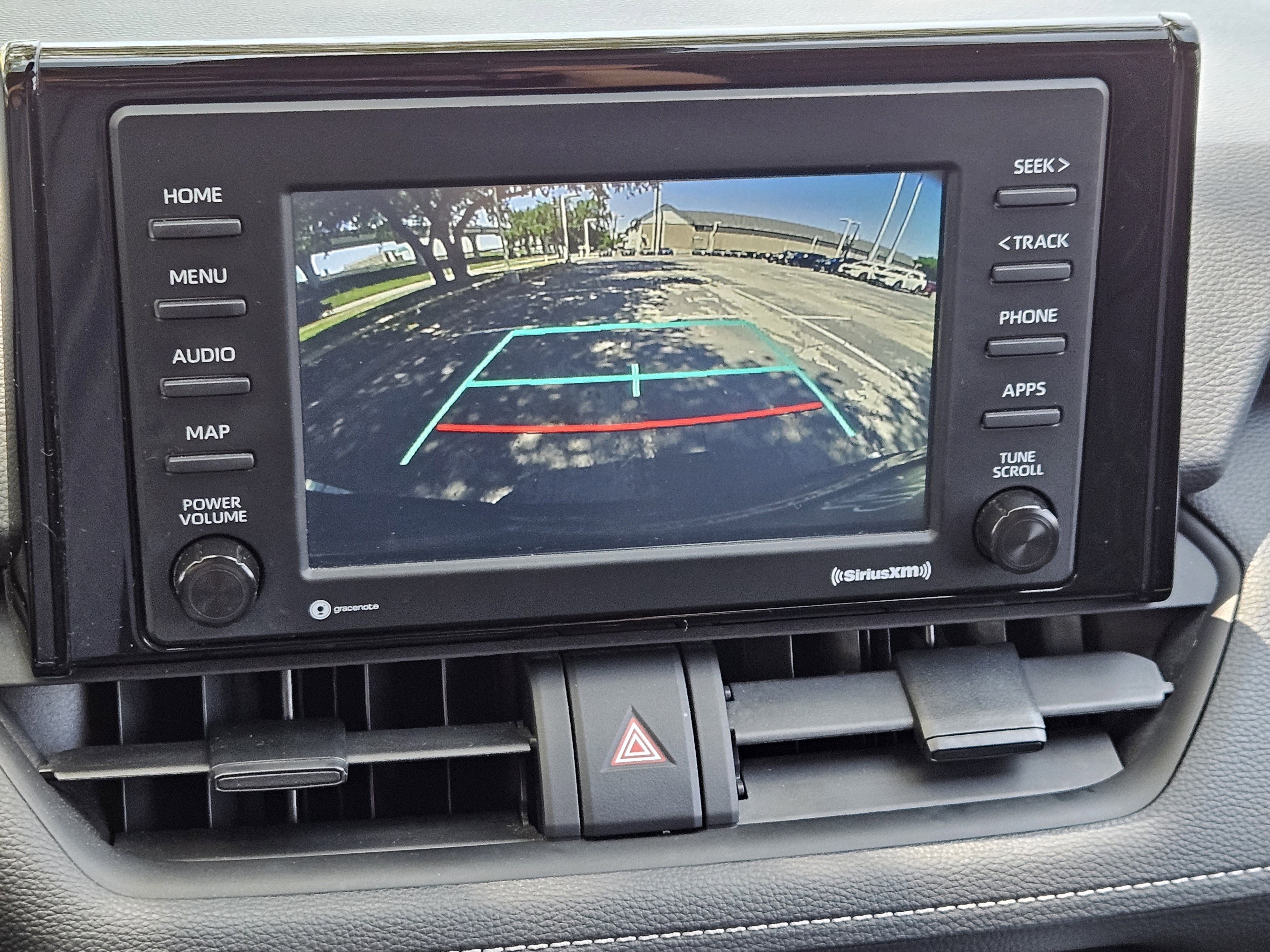 Vehicle image 14 of 22