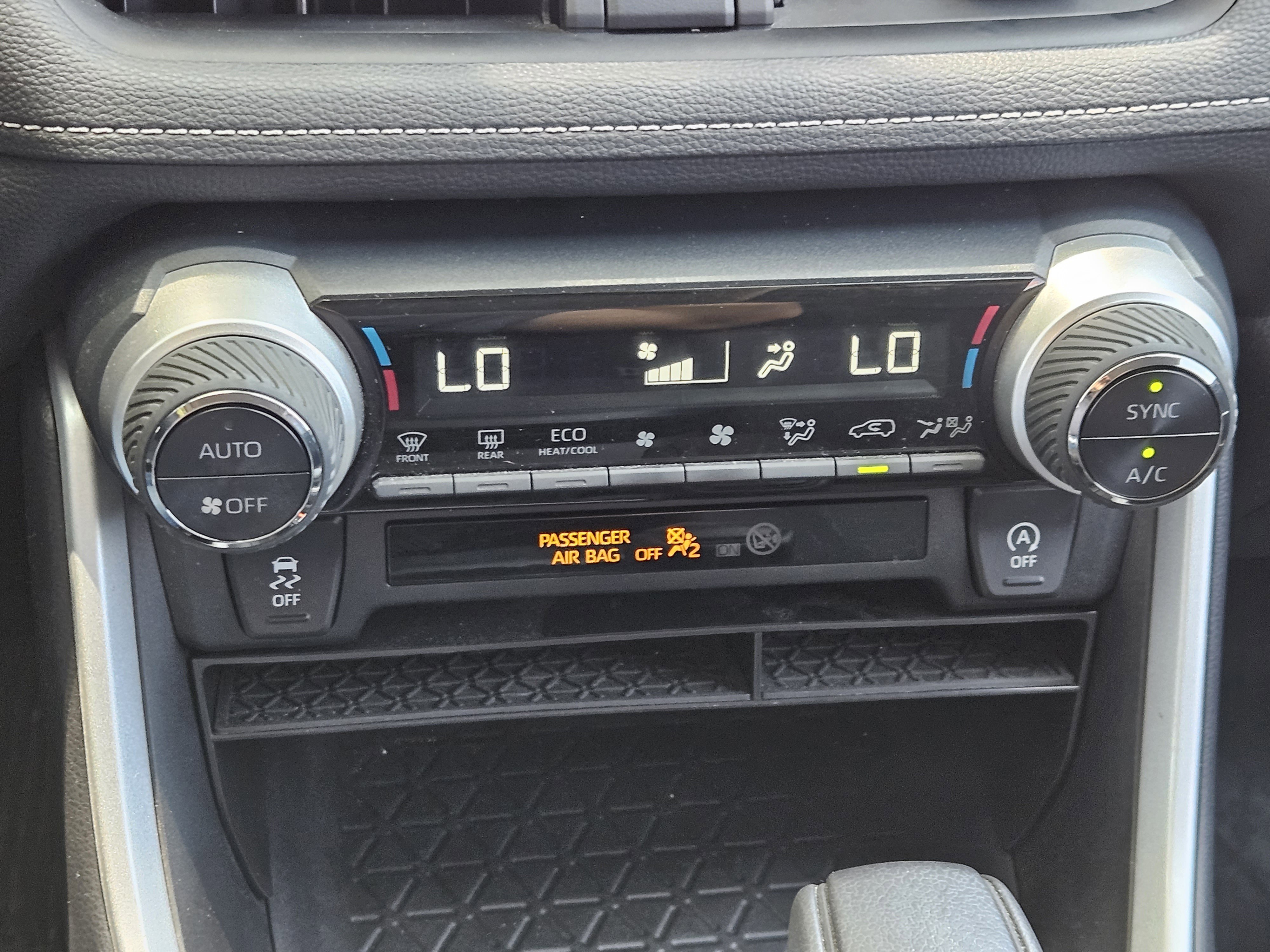 Vehicle image 15 of 22