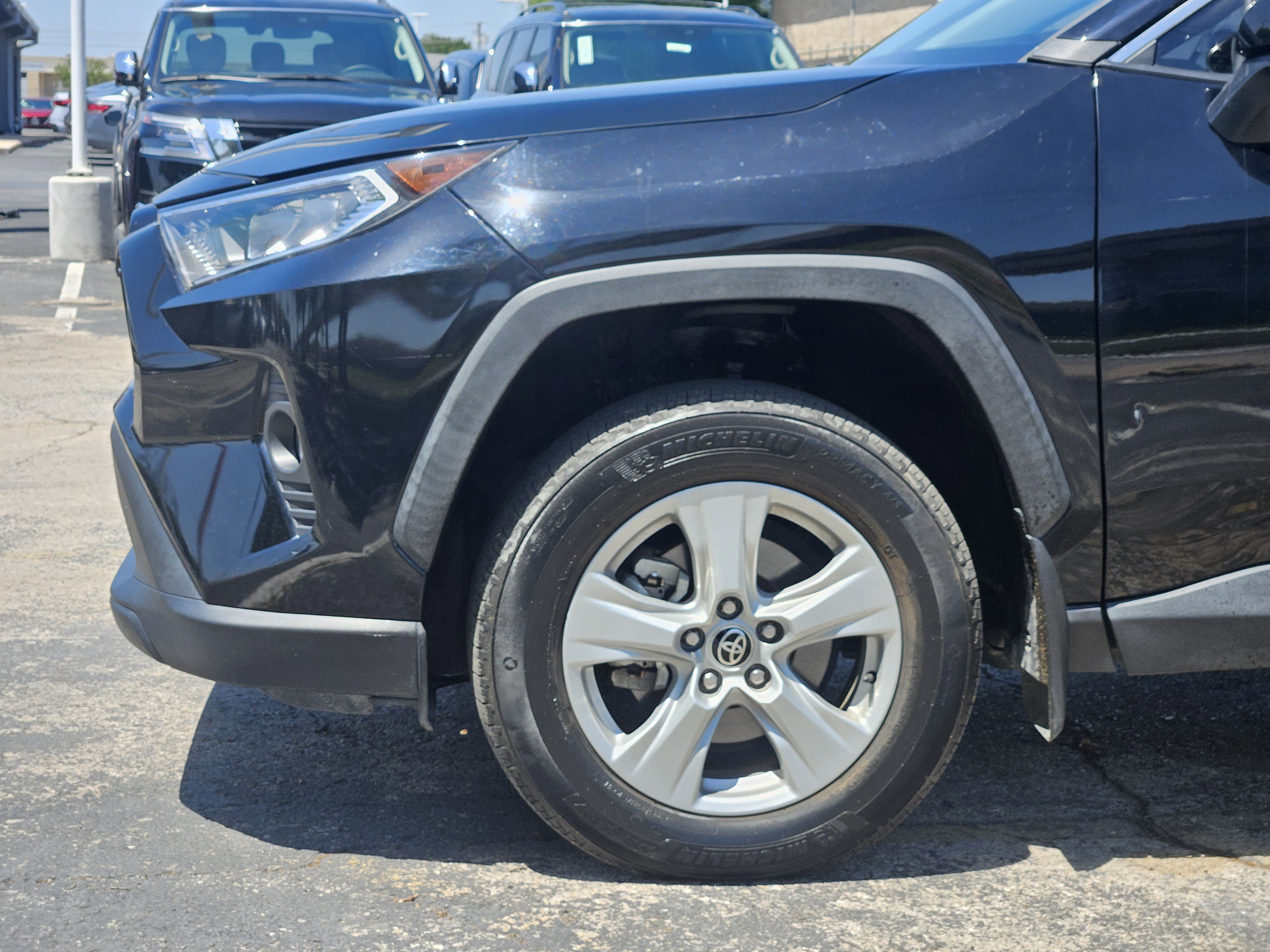 Vehicle image 7 of 22
