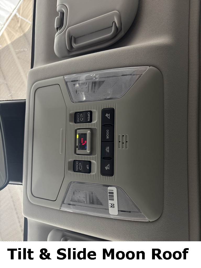 Vehicle image 25 of 41