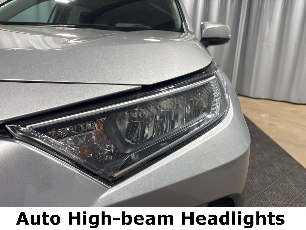 Vehicle image 14 of 41