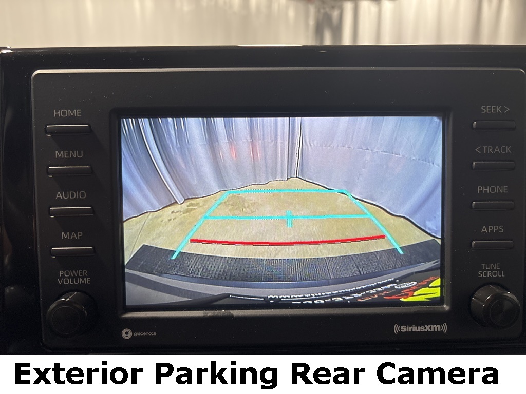 Vehicle image 27 of 41