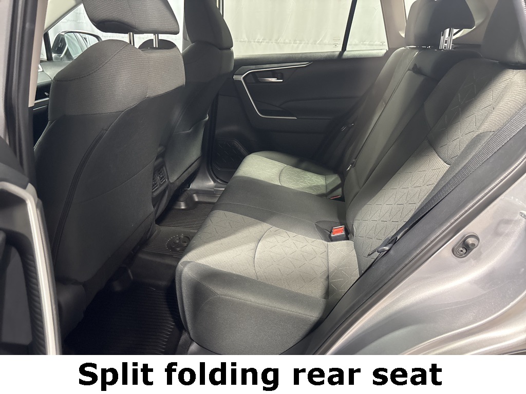Vehicle image 40 of 41