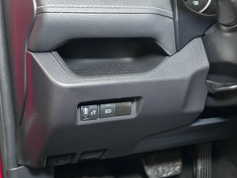 Vehicle image 22 of 52