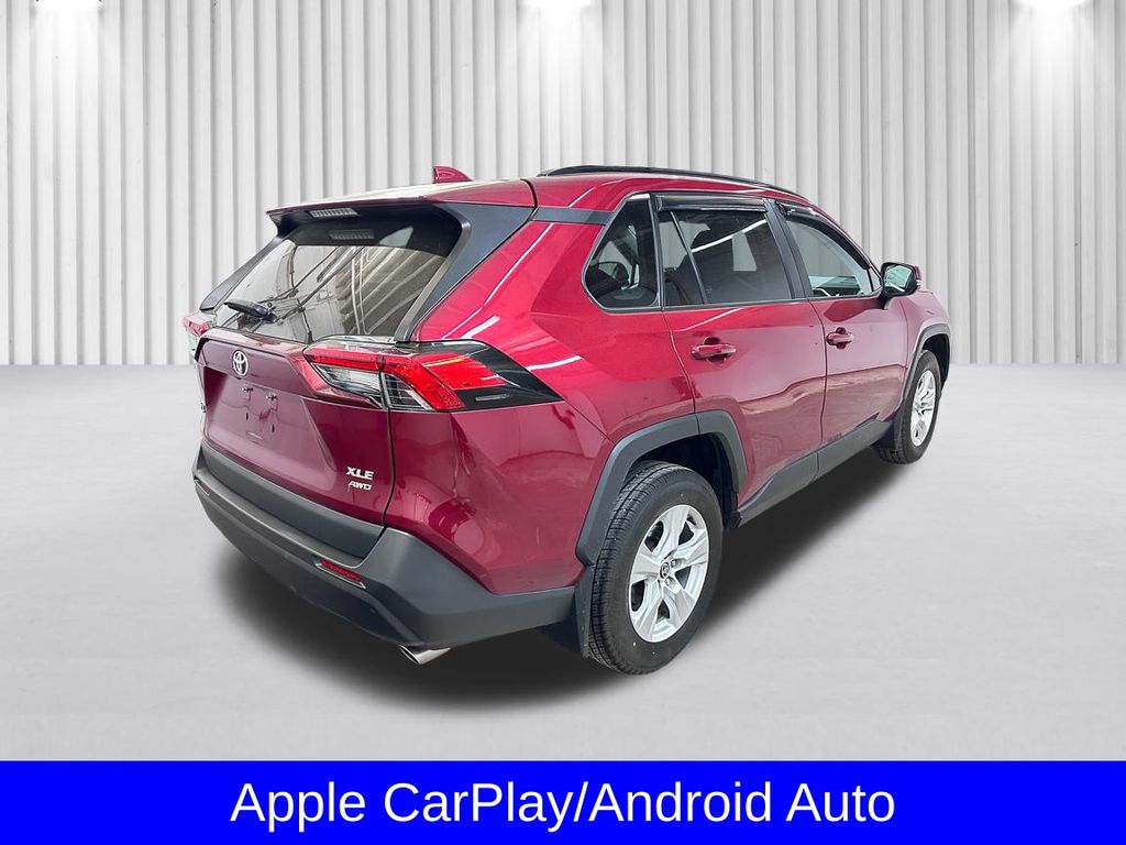 Vehicle image 6 of 52