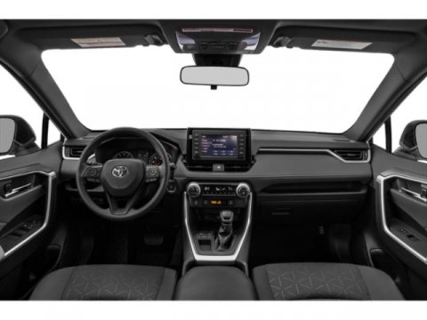 Vehicle image 8 of 15