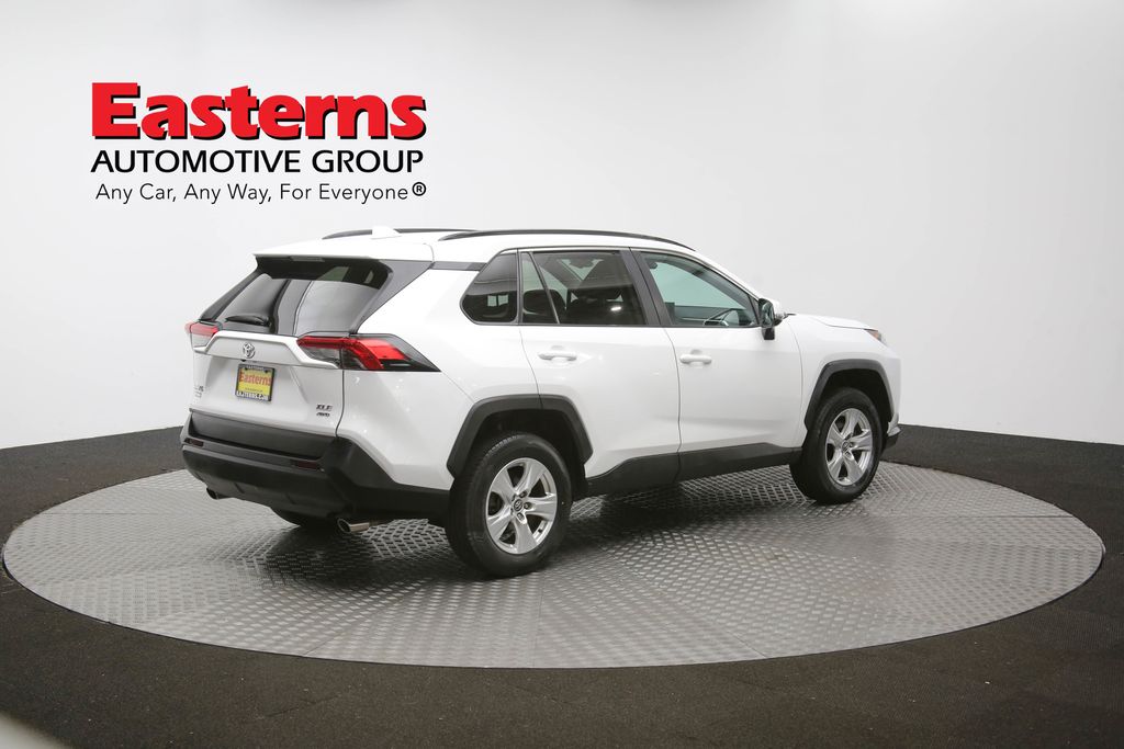 Vehicle image 24 of 61