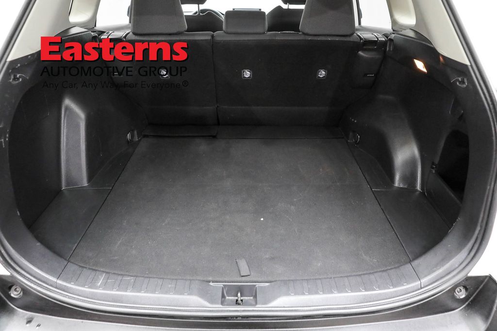 Vehicle image 43 of 61