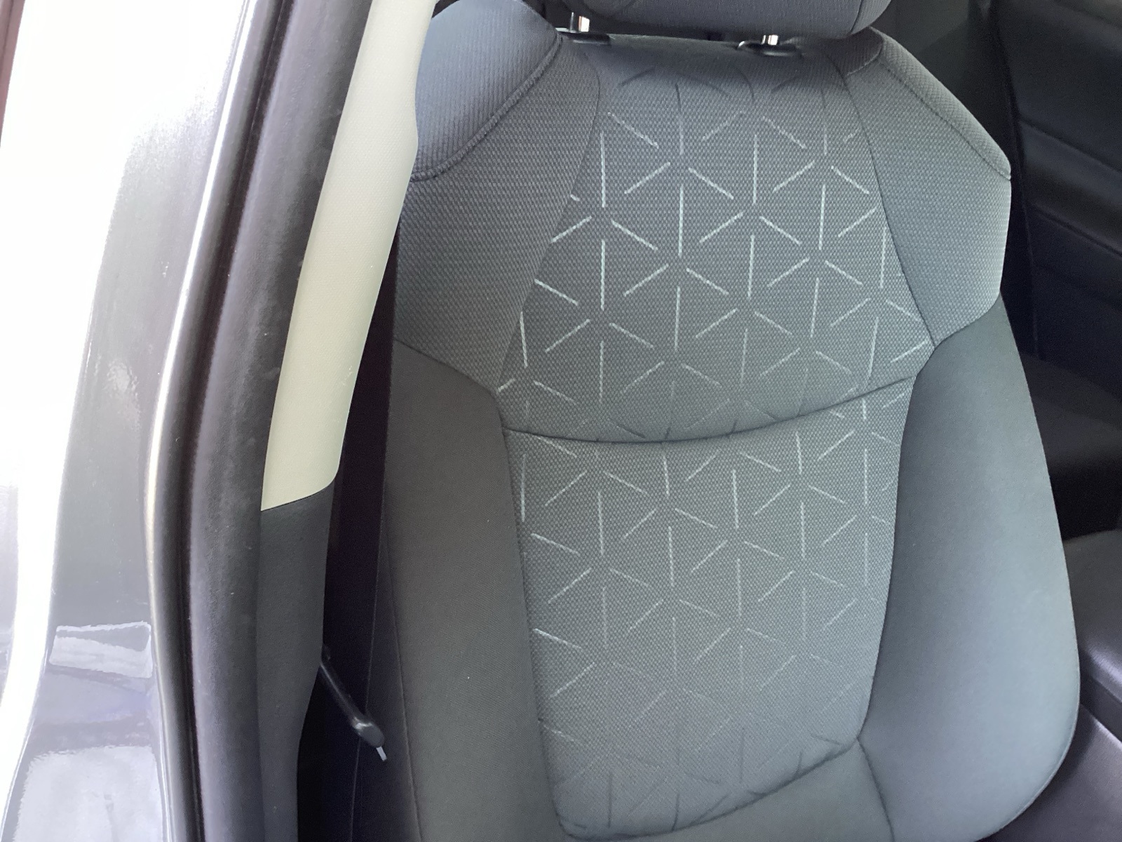 Vehicle image 14 of 29