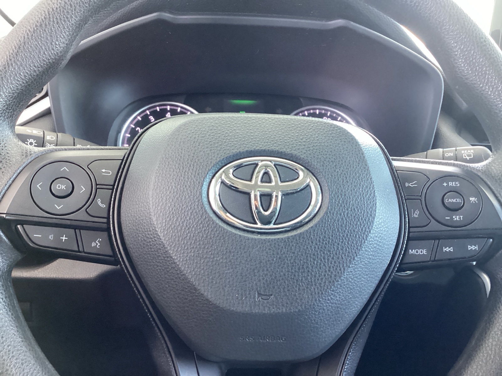 Vehicle image 20 of 29