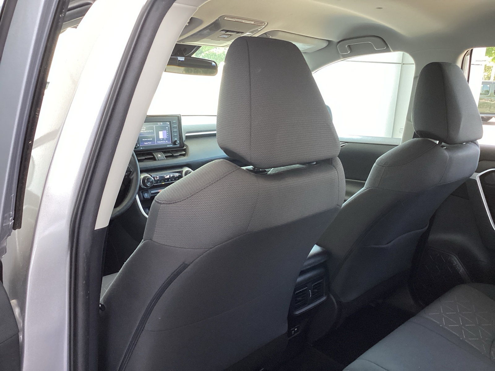 Vehicle image 12 of 29