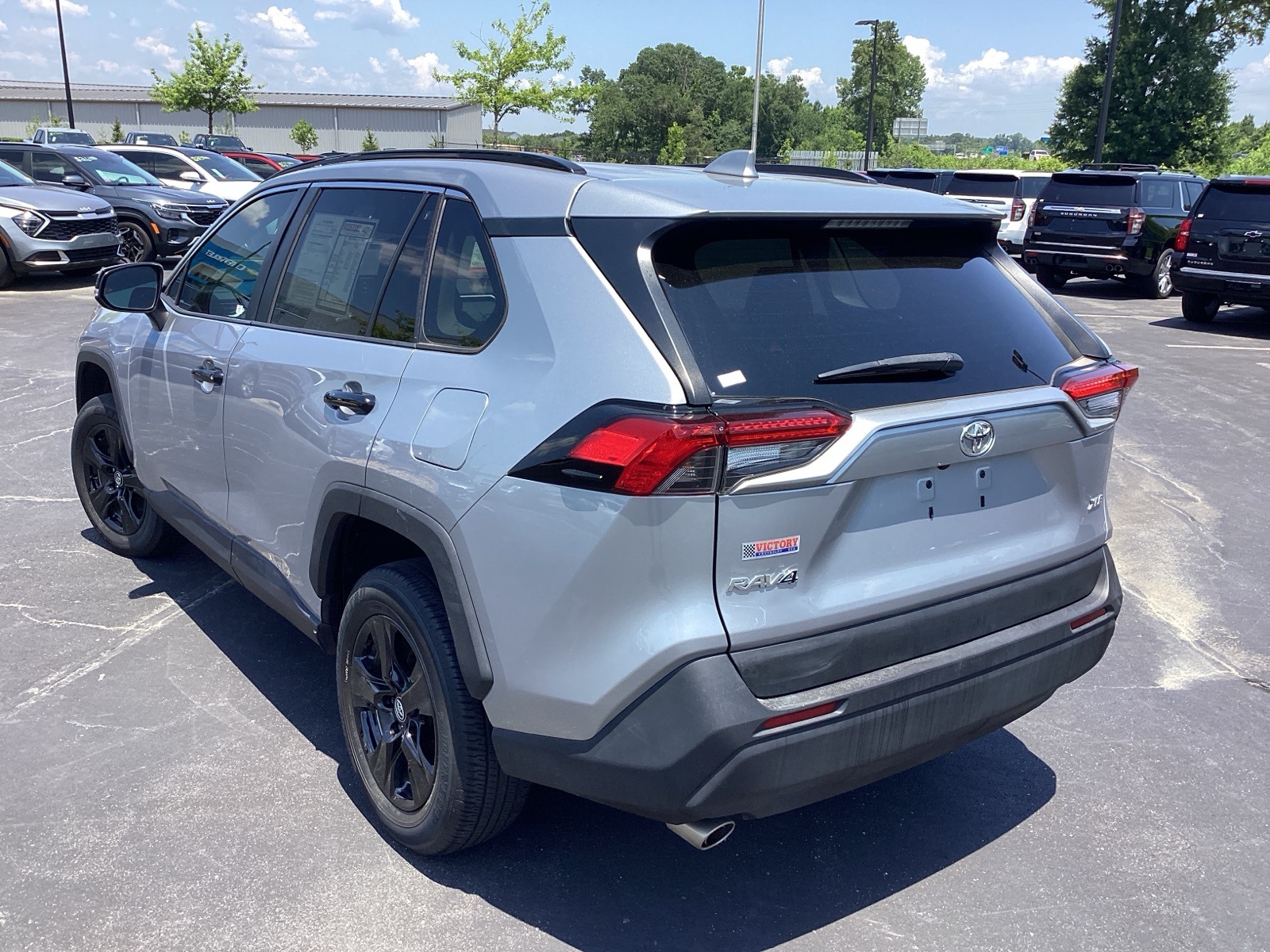 Vehicle image 7 of 29