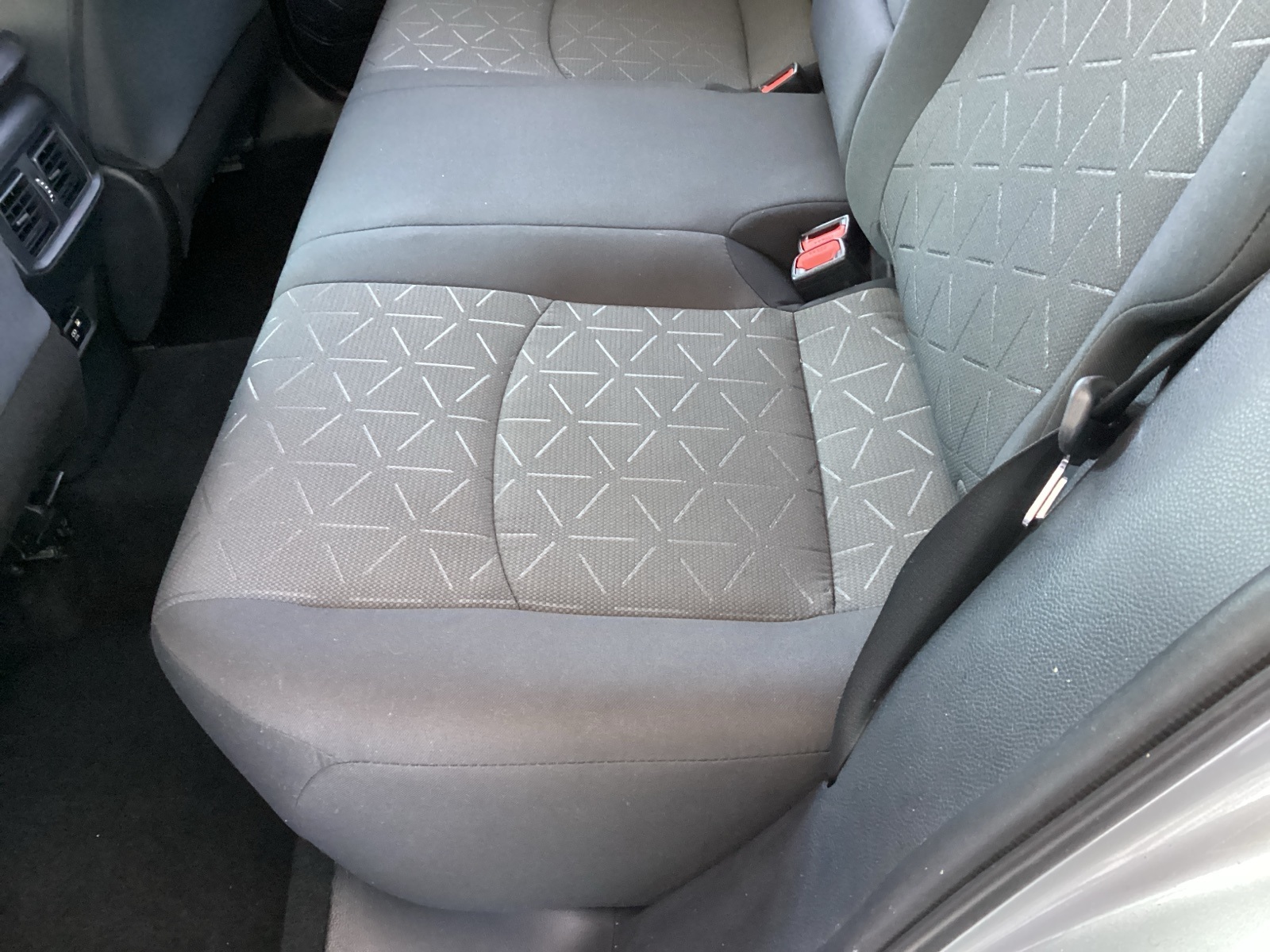 Vehicle image 16 of 29