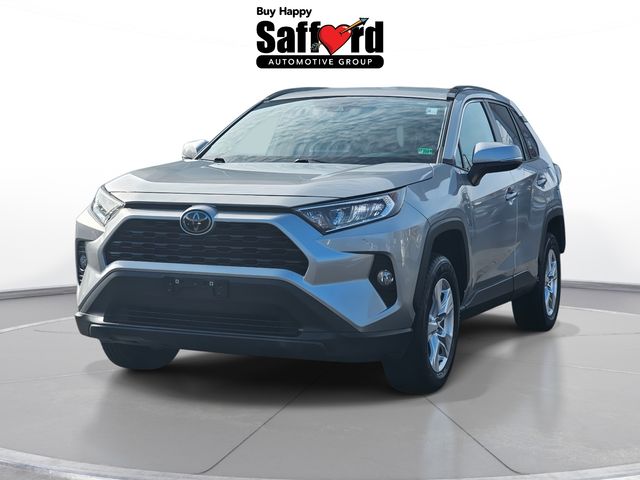 2021 Toyota RAV4 XLE Image 1 of 39