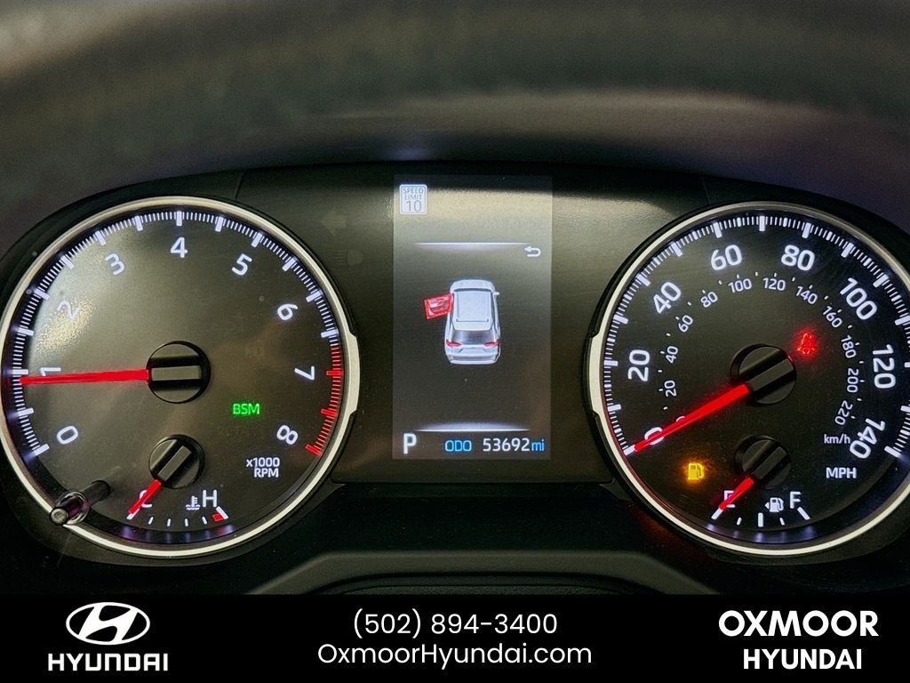 Vehicle image 12 of 32
