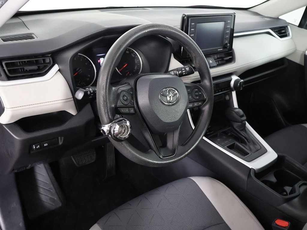 Vehicle image 25 of 50