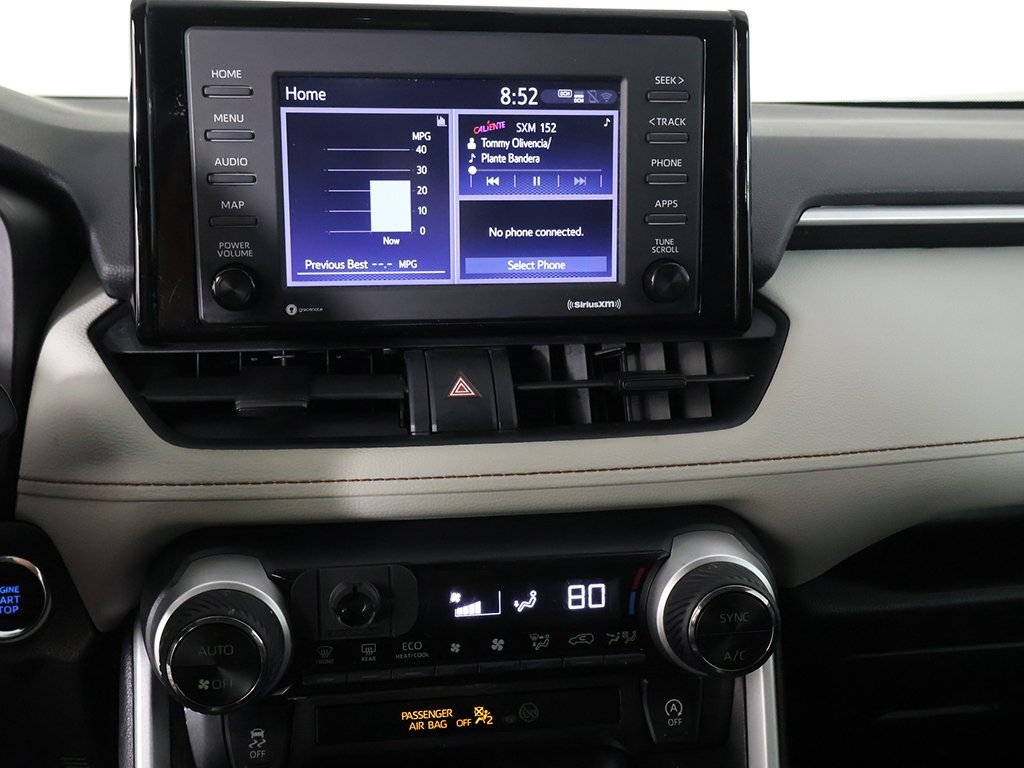 Vehicle image 40 of 50