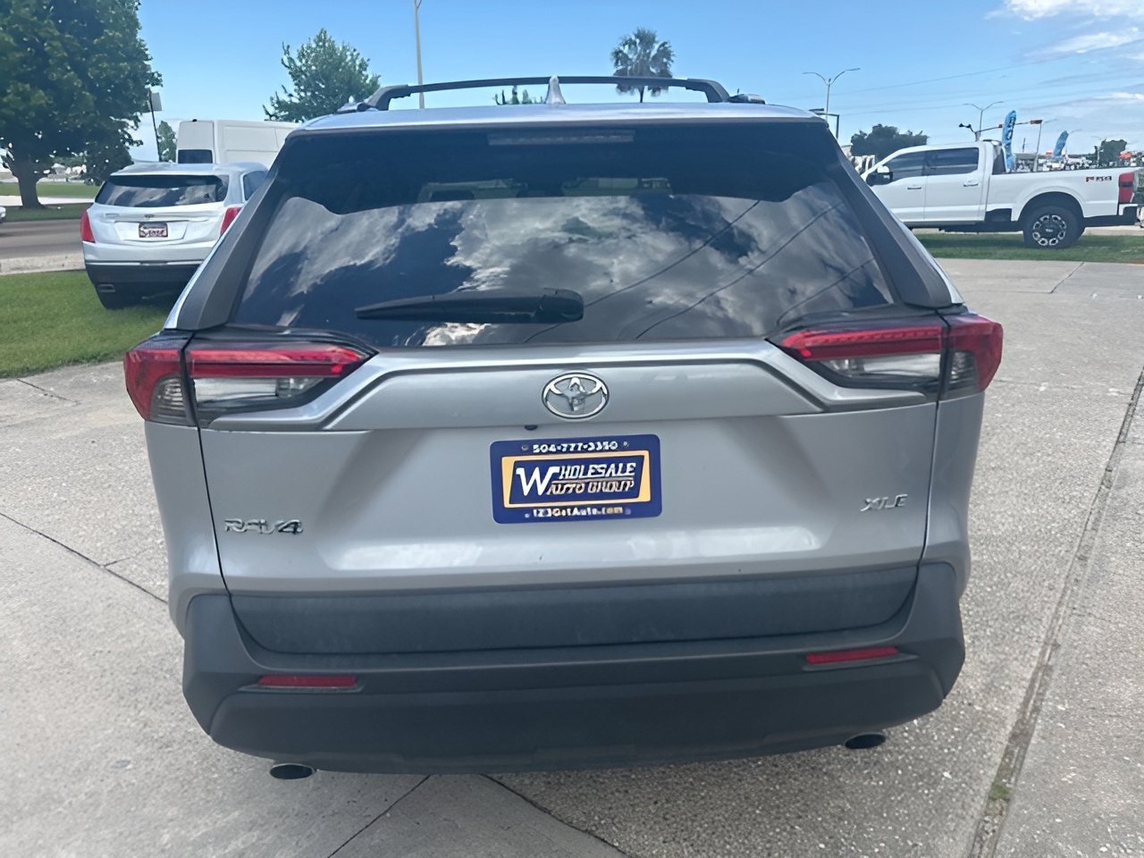 Vehicle image 26 of 27