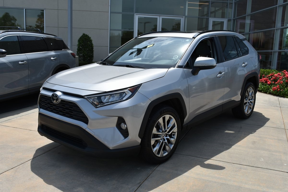 Vehicle image 1 of 37
