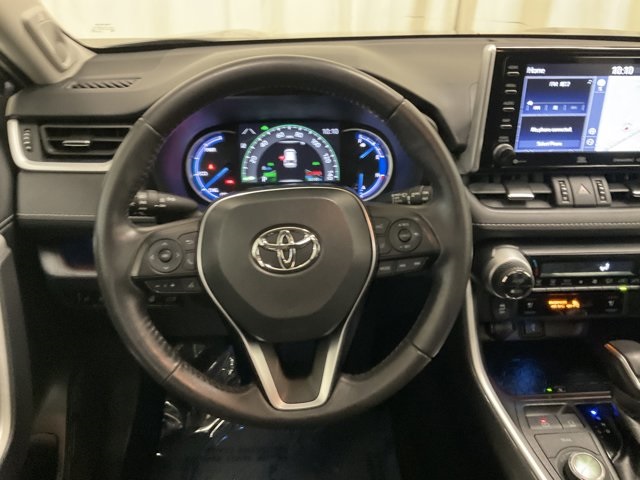 Vehicle image 22 of 30