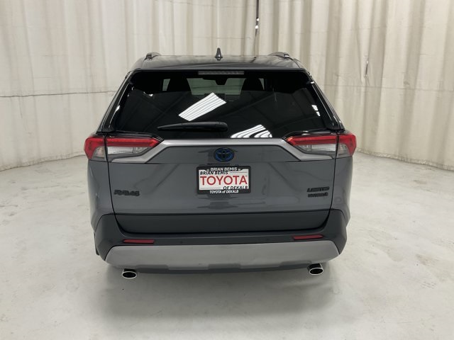 Vehicle image 6 of 30