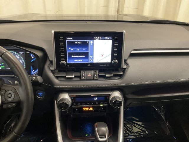 Vehicle image 24 of 30