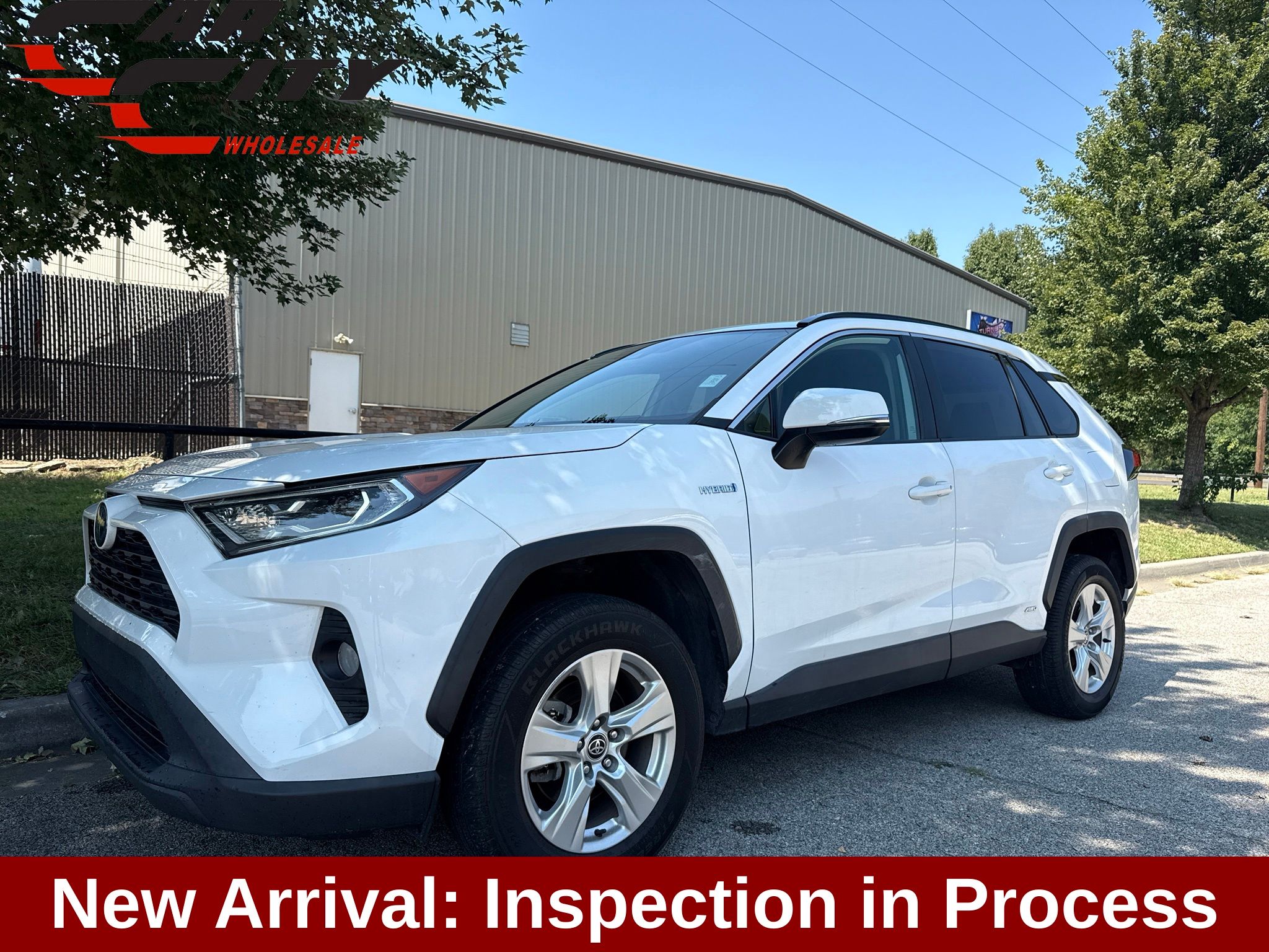 2021 Toyota RAV4 Hybrid XLE Image 1 of 26