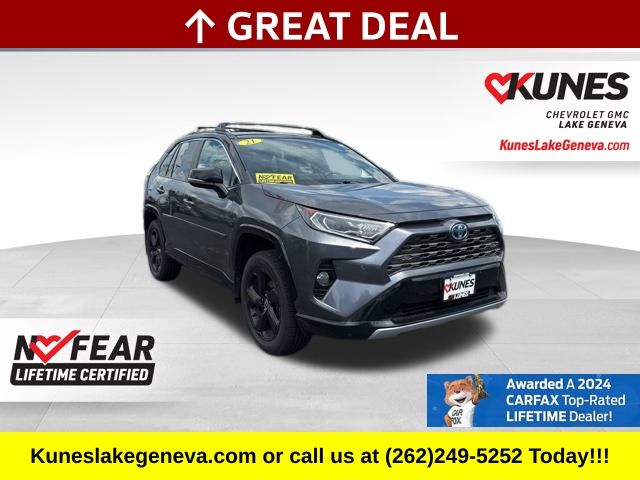 Vehicle image 3 of 52