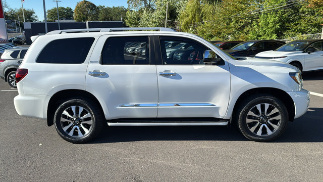 2021 Toyota Sequoia Limited Image 3 of 28